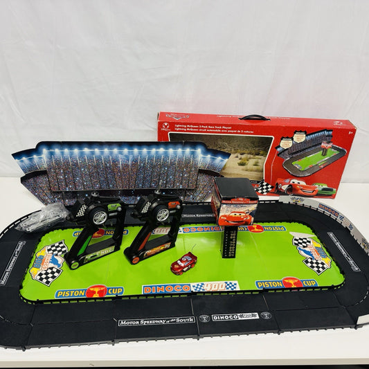 Disney Pixar Cars RC MCQUEEN 2PK RACE TRACK PLAYSET MOTOR SPEEDWAY OF THE SOUTH
