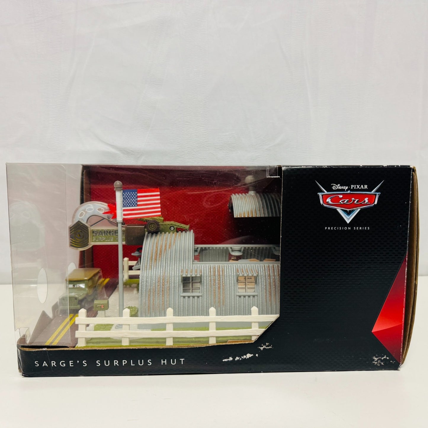 Disney Pixar Cars PRECISION SERIES SARGE'S SURPLUS HUT SET Light Up 1:55 Diecast