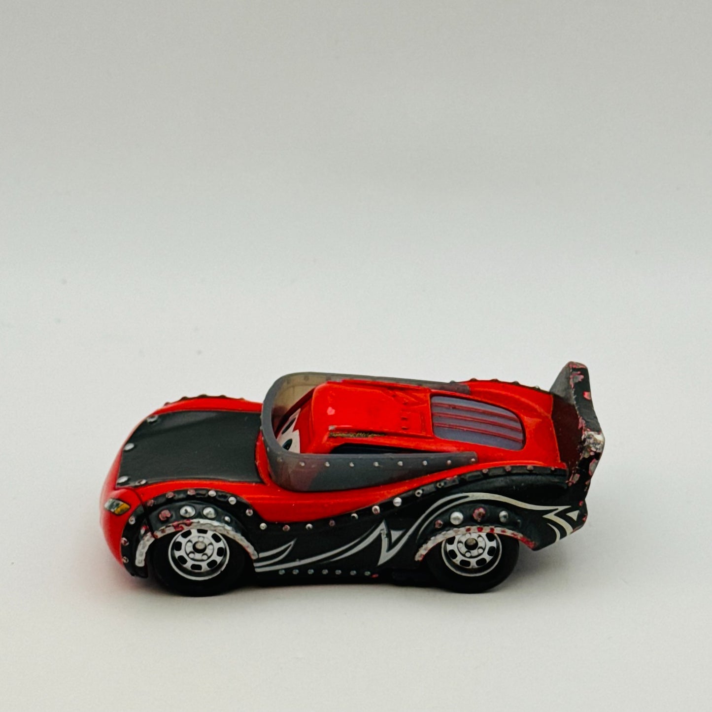 Disney Pixar Cars - HEAVY METAL MCQUEEN Pre-Production Prototype - 1:55 Diecast