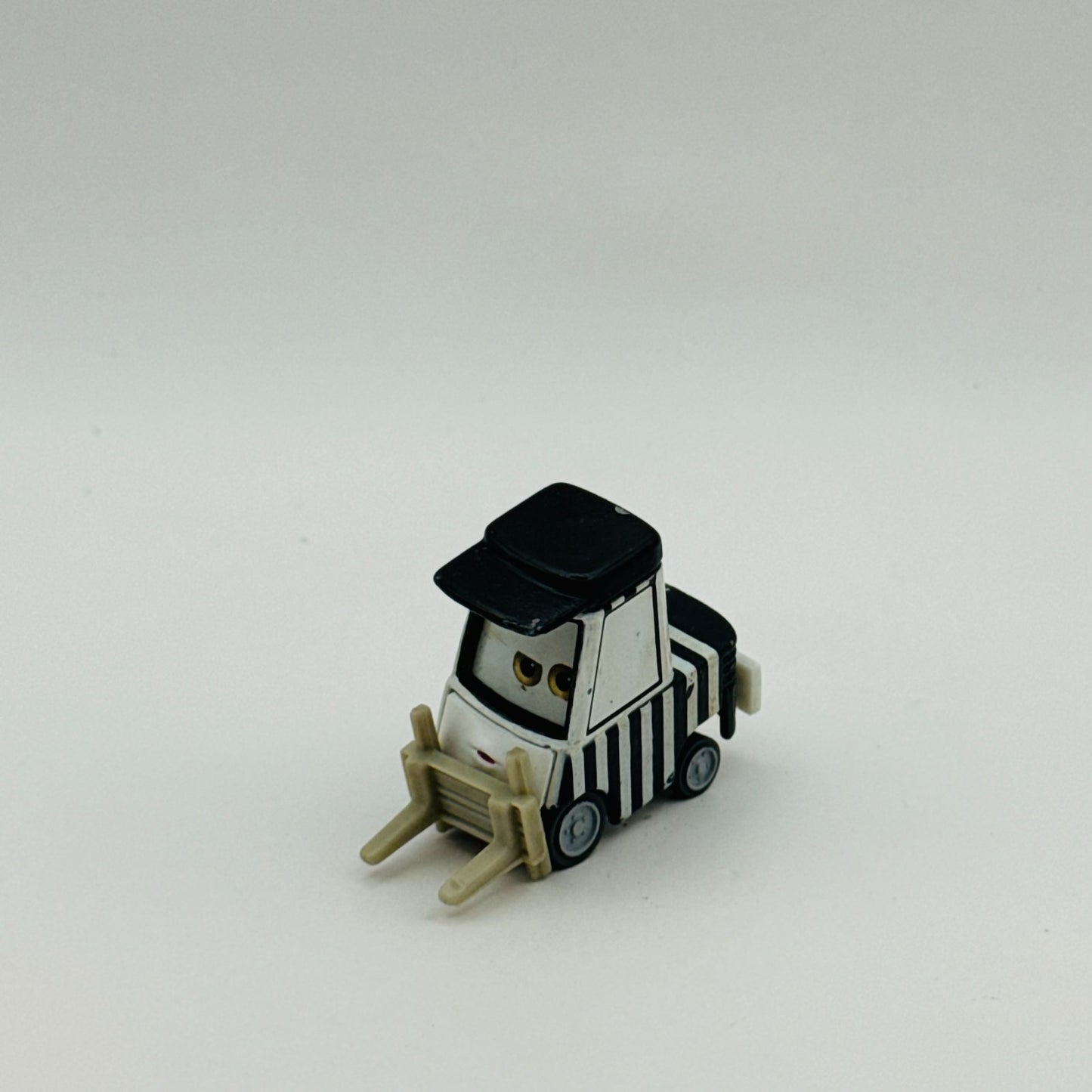 Disney Pixar Cars - REFEREE PITTY Pre-Production Prototype - 1:55 Diecast