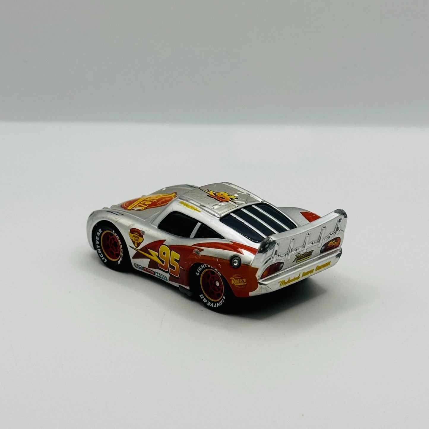 Disney Pixar Cars - SILVER HUDSON HORNET PISTON CUP MCQUEEN HHPC - 1:55 Diecast