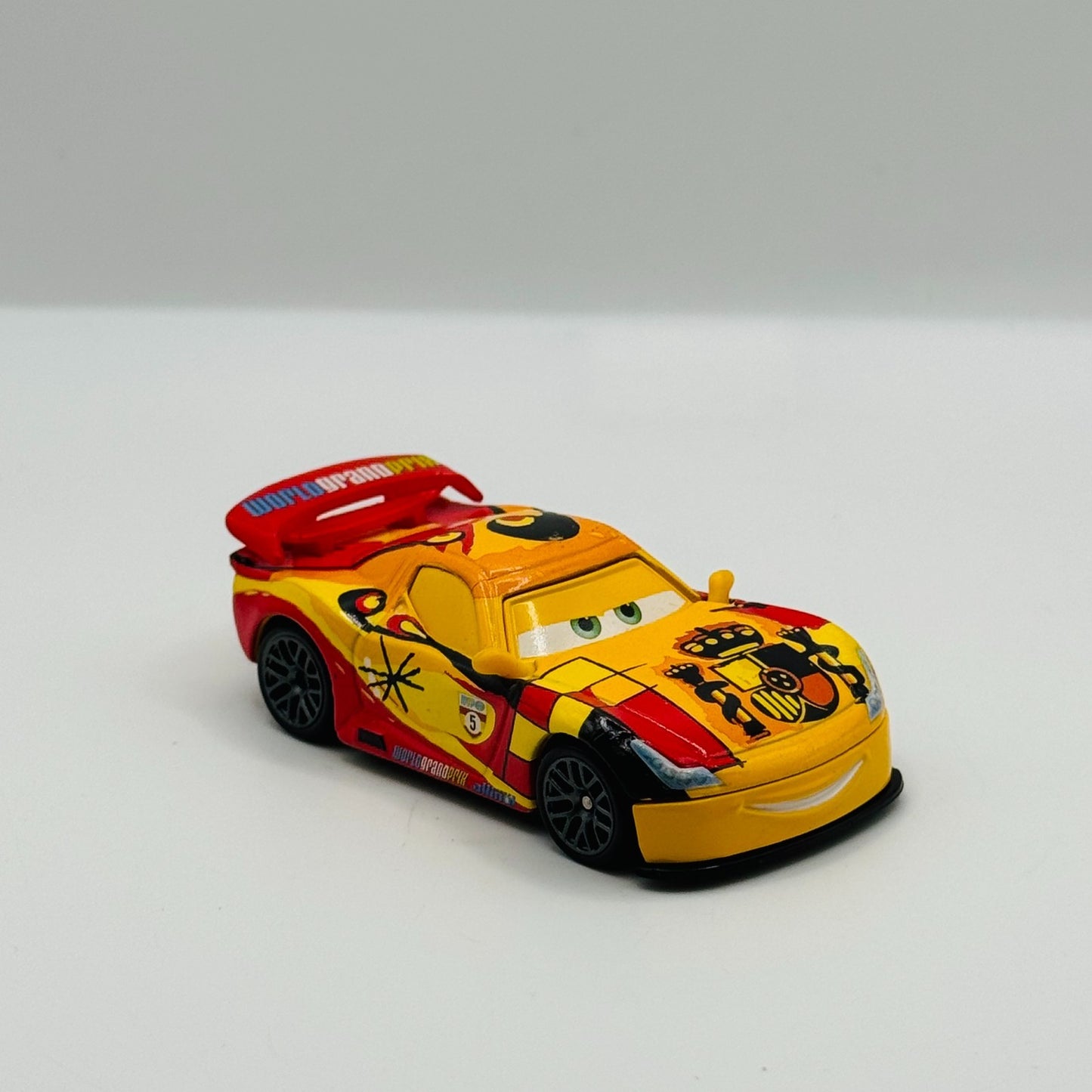 Disney Pixar Cars - MIGUEL CAMINO WGP Cars 2 - 1:55 Diecast