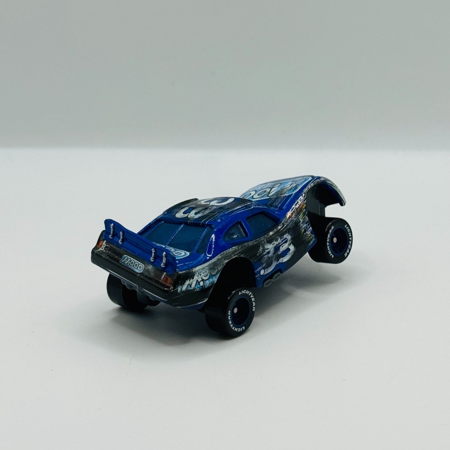 Disney Pixar Cars - RACE DAMAGED MOOD SPRINGS Final Lap 2010  - 1:55 Diecast