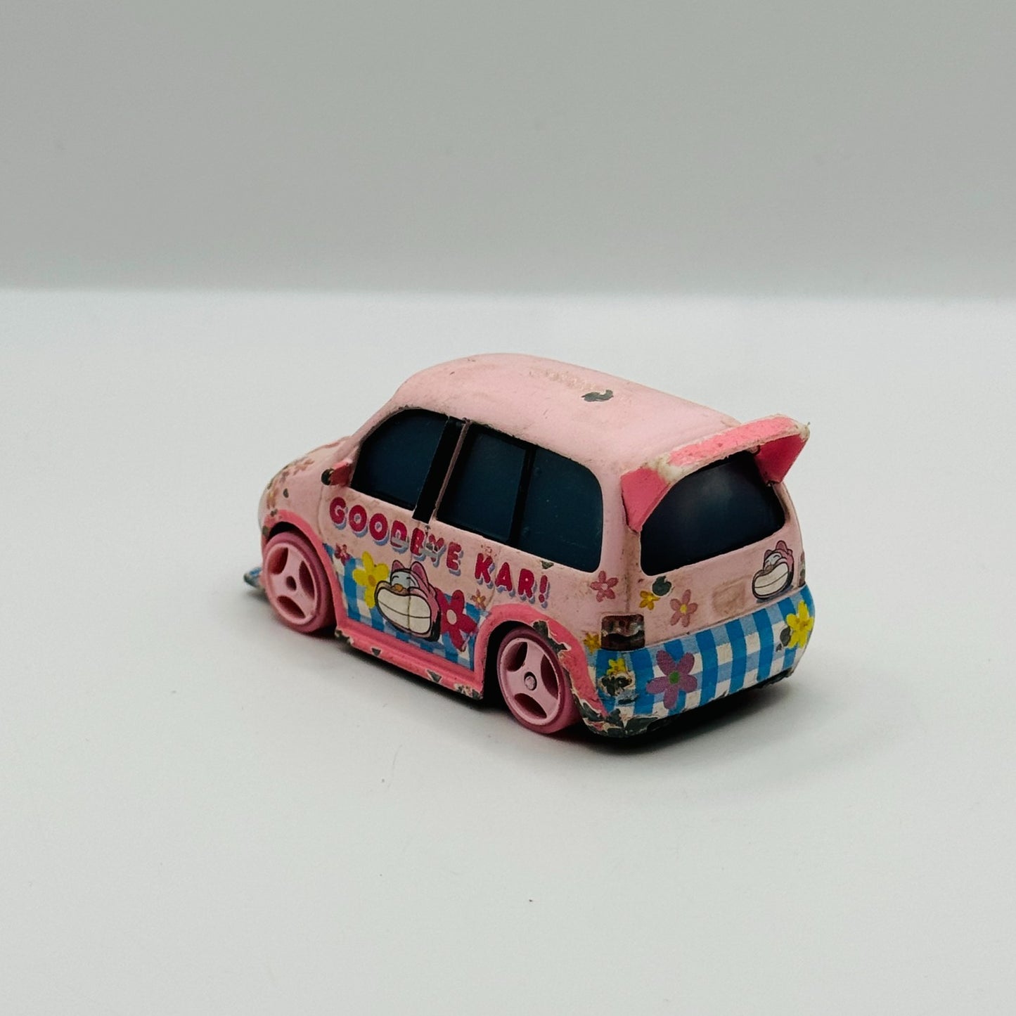 Disney Pixar Cars Toon - BYE BYE KAR Tokyo Mater - 1:55 Diecast
