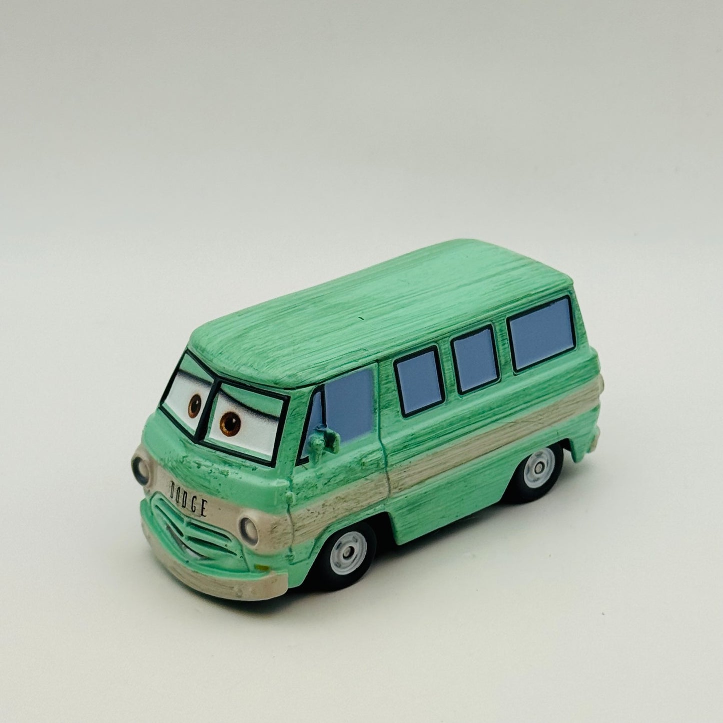 Disney Pixar Cars - DUSTY RUST-EZE & RUSTY RUST-EZE 1:55 Diecast *NEW OUT OF BOX