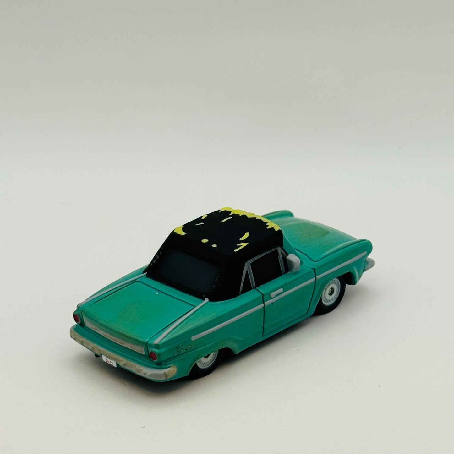 Disney Pixar Cars - DUSTY RUST-EZE & RUSTY RUST-EZE 1:55 Diecast *NEW OUT OF BOX
