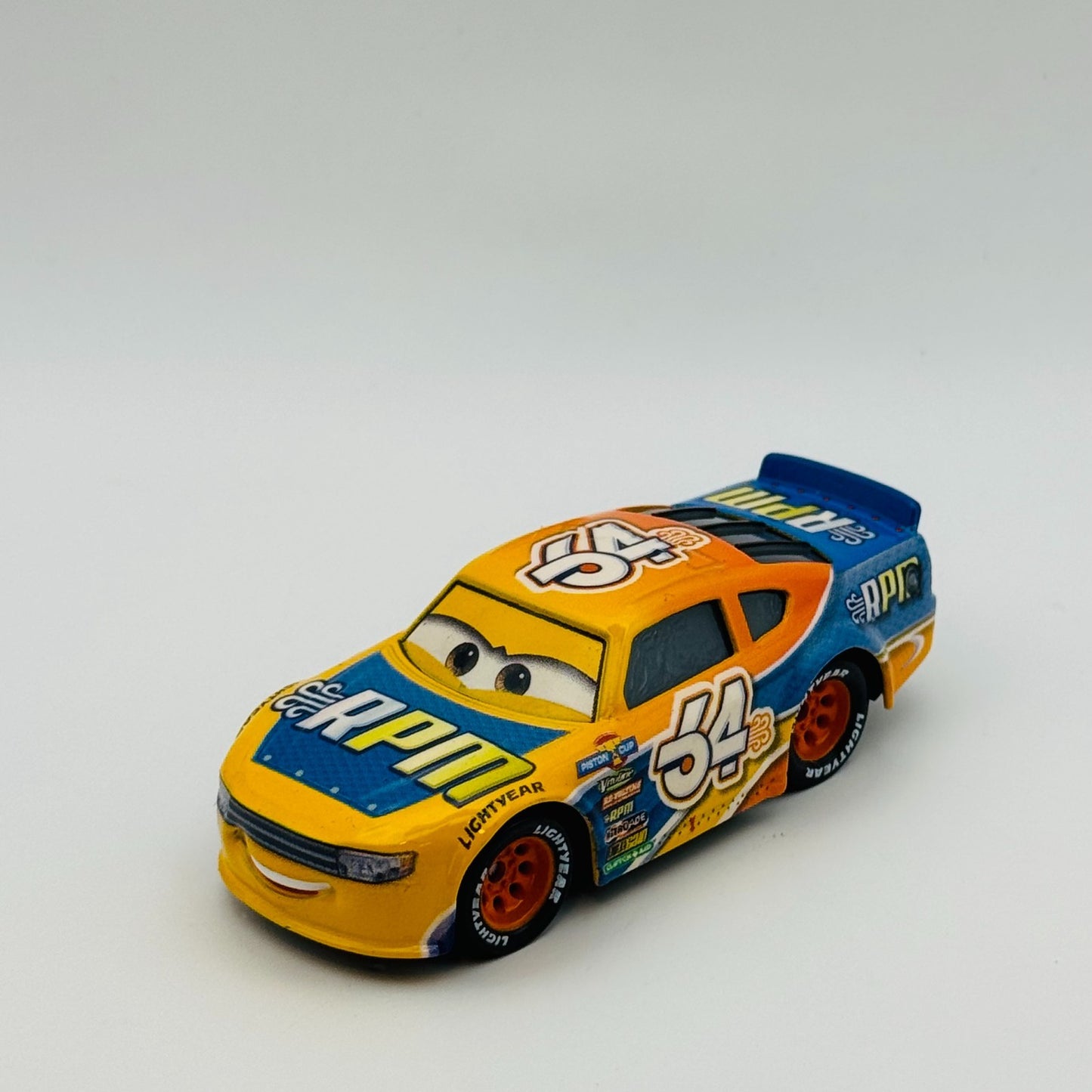 Disney Pixar Cars - BRUCE MILLER RPM Veteran 2022- 1:55 Diecast *NEW OUT OF BOX*