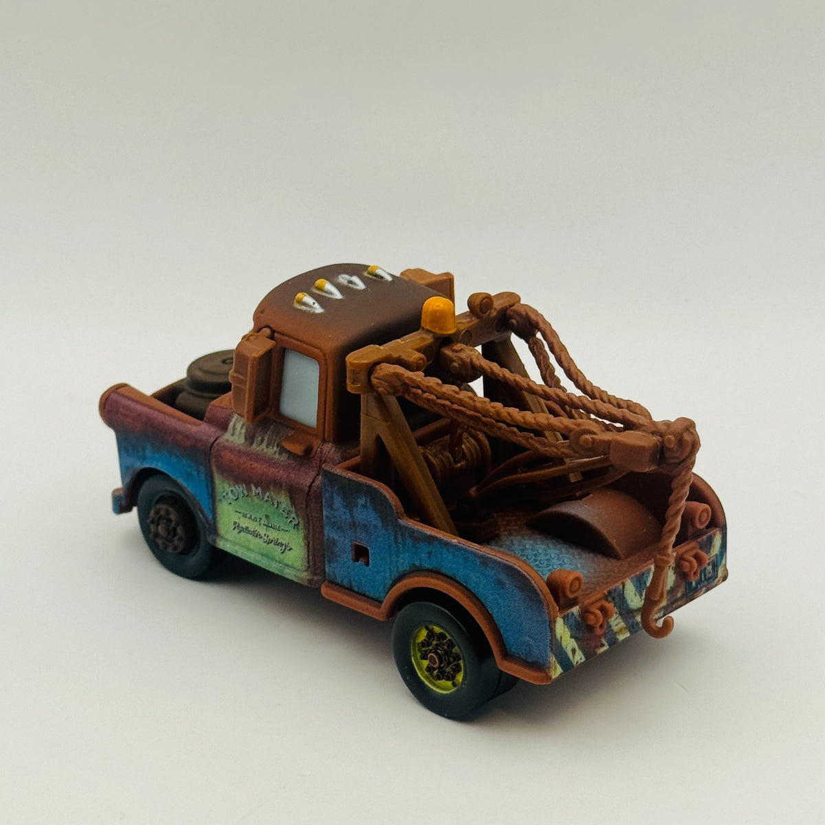 Disney Pixar Cars - TOW MATER 2022 - 1:55 Diecast *NEW OUT OF BOX*