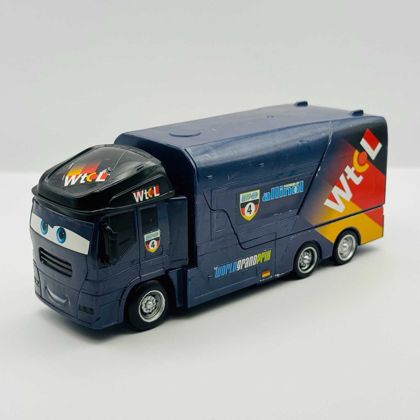 Disney Pixar Cars - JORG MAX SCHNELL HAULER Stunt Racers - 1:55 Scale