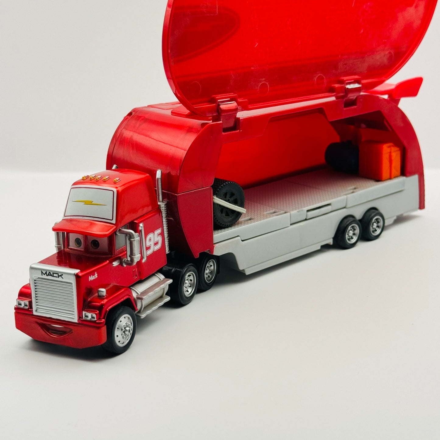 Disney Pixar Cars - ROAD TRIP ROAD TRIPPIN’ MACK HAULER RD TR1P - 1:55 Diecast