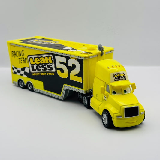 Disney Pixar Cars - LEAK LESS HAULER 2009 - 1:55 Diecast