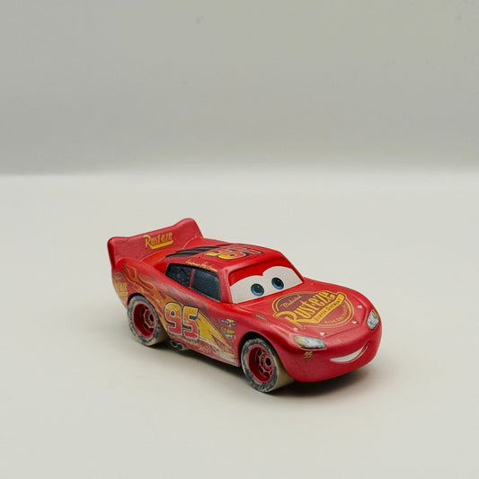 Disney Pixar Cars - FIREBALL BEACH RACERS LIGHTNING MCQUEEN - 1:55 Diecast