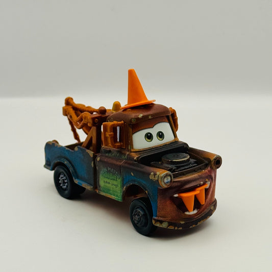 Disney Pixar Cars - MATER WITH CONE TEETH Deluxe - 1:55 Diecast