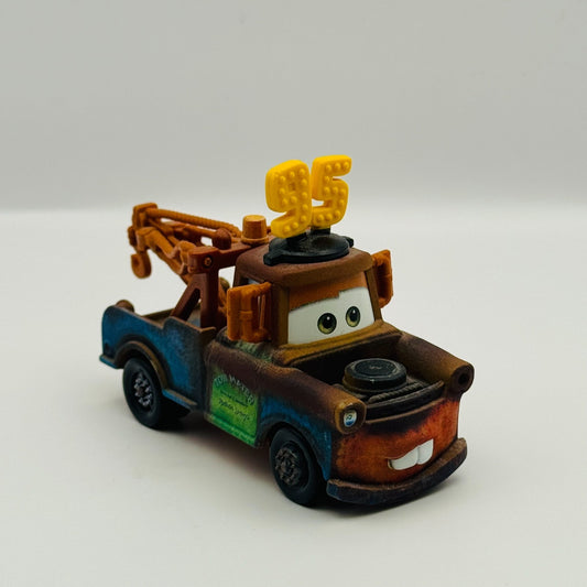 Disney Pixar Cars - MATER WITH #95 HAT Cars 3 - 1:55 Diecast