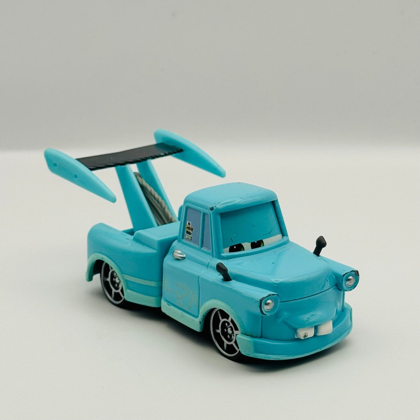 Disney Pixar Cars Toon - TOKYO MATER DELUXE Tokyo Mater 2013 - 1:55 Diecast