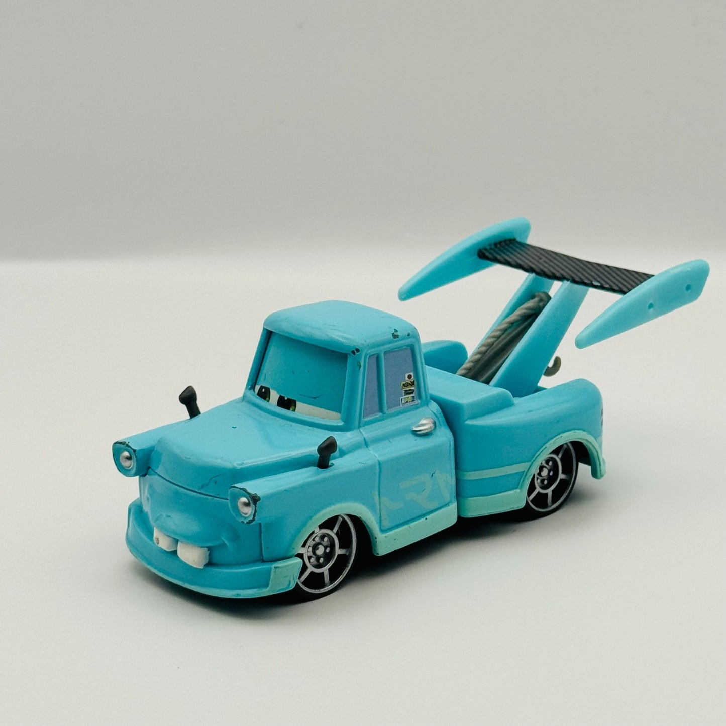 Disney Pixar Cars Toon - TOKYO MATER DELUXE Tokyo Mater 2013 - 1:55 Diecast