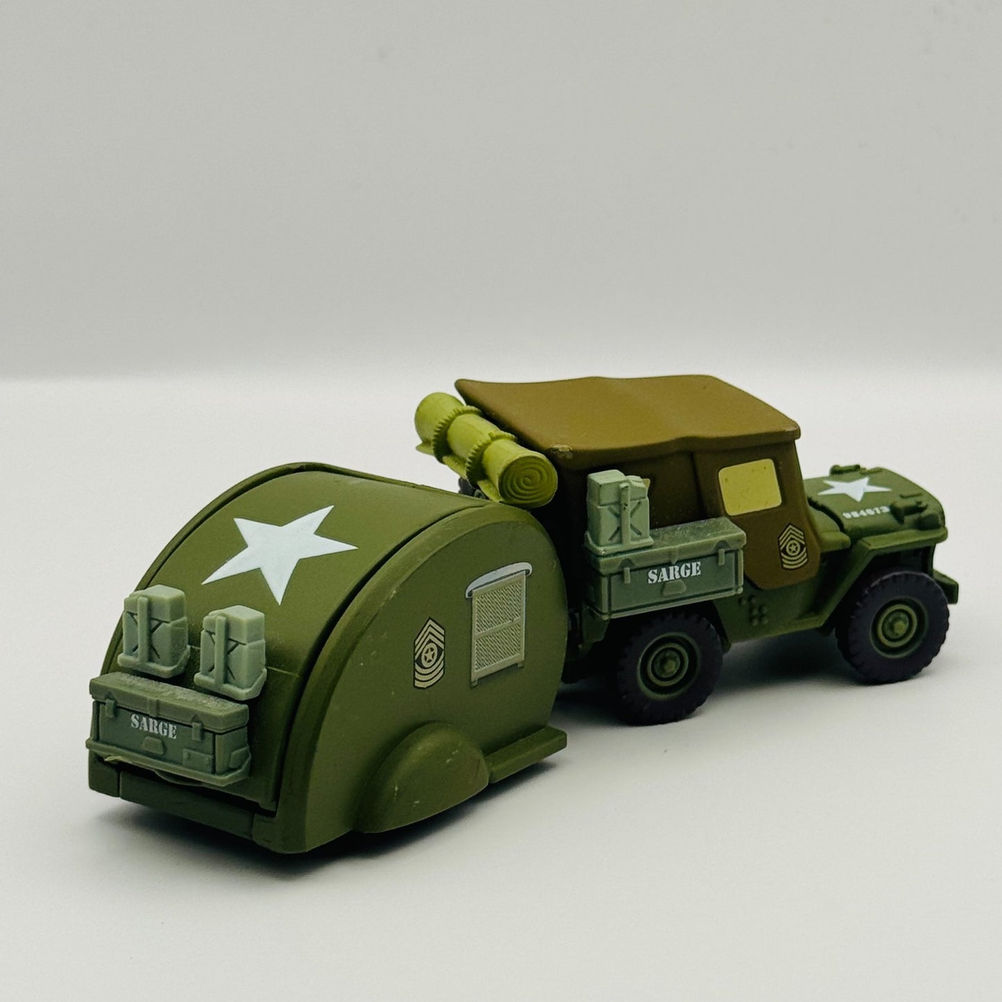 Disney Pixar Cars - ROAD TRIP SARGE & TRAILER RD TR1P - 1:55 Diecast *RARE*