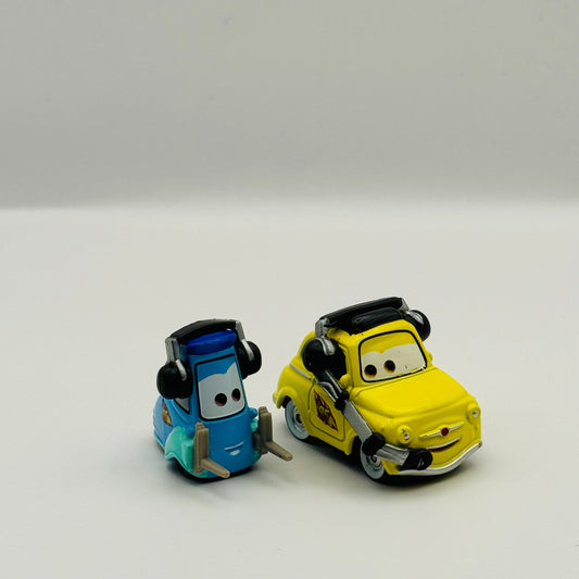 Disney Pixar Cars RACE TEAM LUIGI & GUIDO WITH HEADSETS 95 Pit Crew 1:55 Diecast