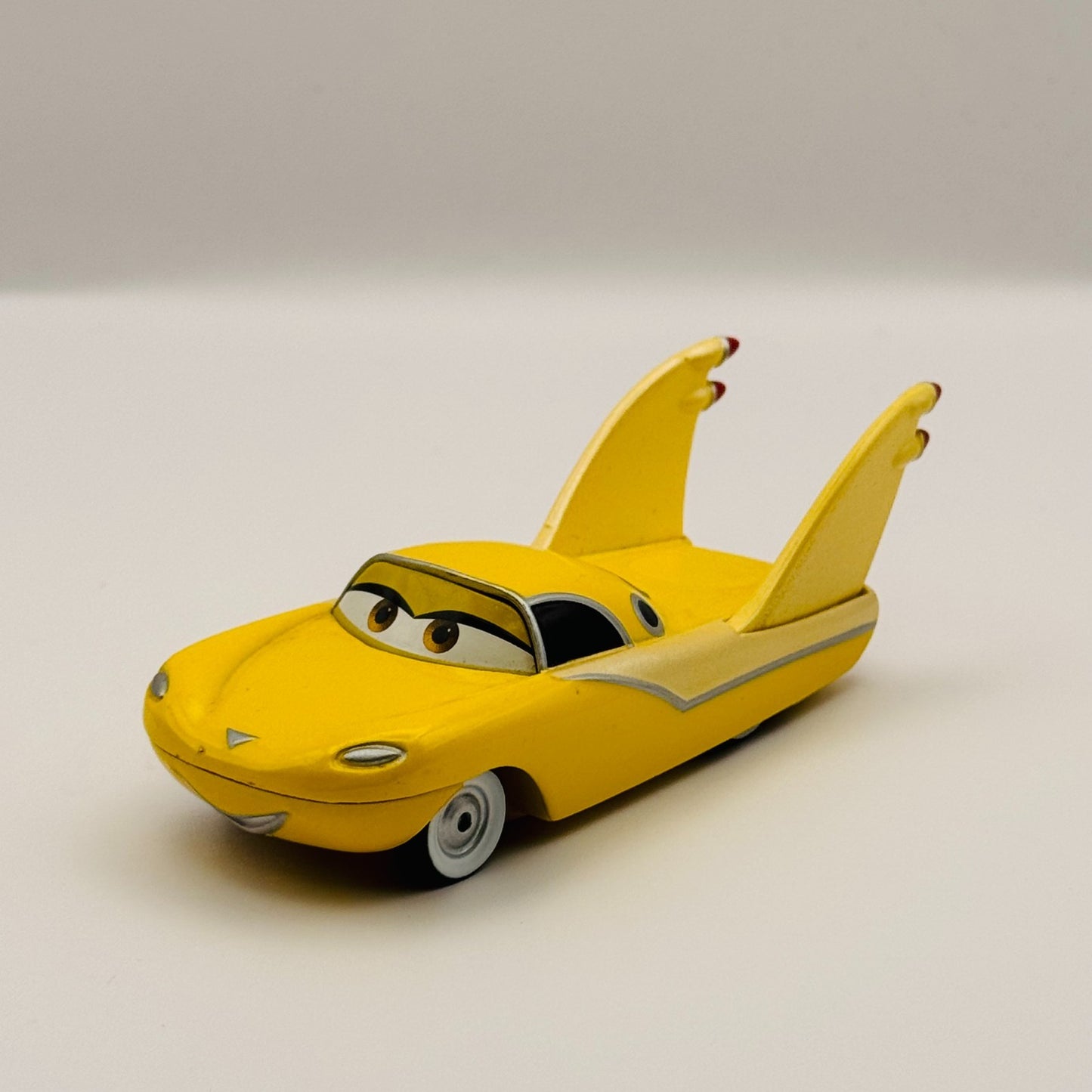 Disney Pixar Cars Story Tellers SHELIA LAVERNE RHONDA SHOWSTOPPERS 1:55 Diecast