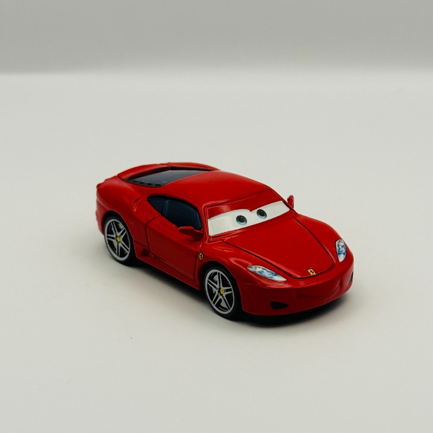 Disney Pixar Cars - FERRARI F430 MICHAEL SCHUMACHER 2007 - 1:55 Diecast