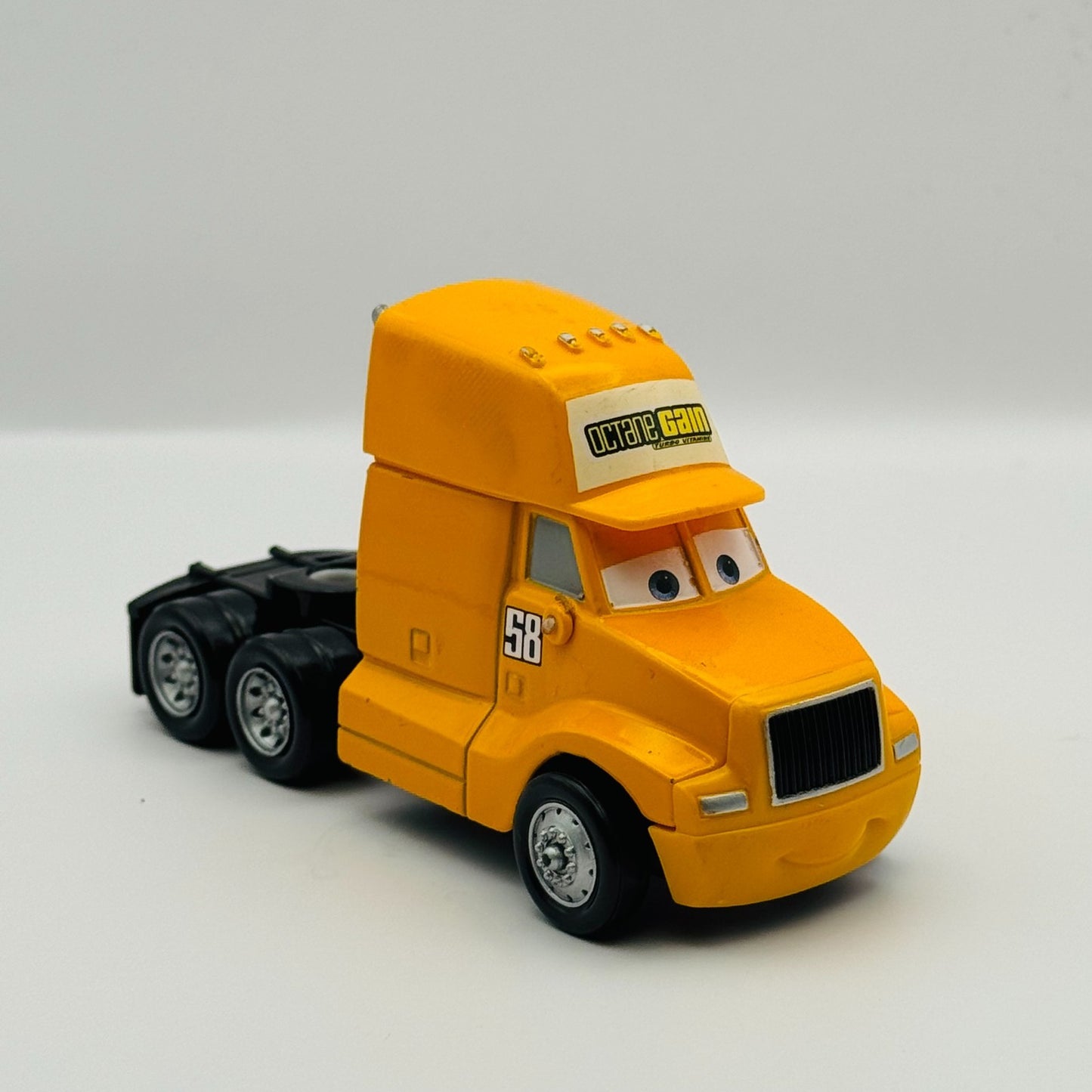Disney Pixar Cars - OCTANE GAIN SEMI HAULER CAB - 1:55 Diecast