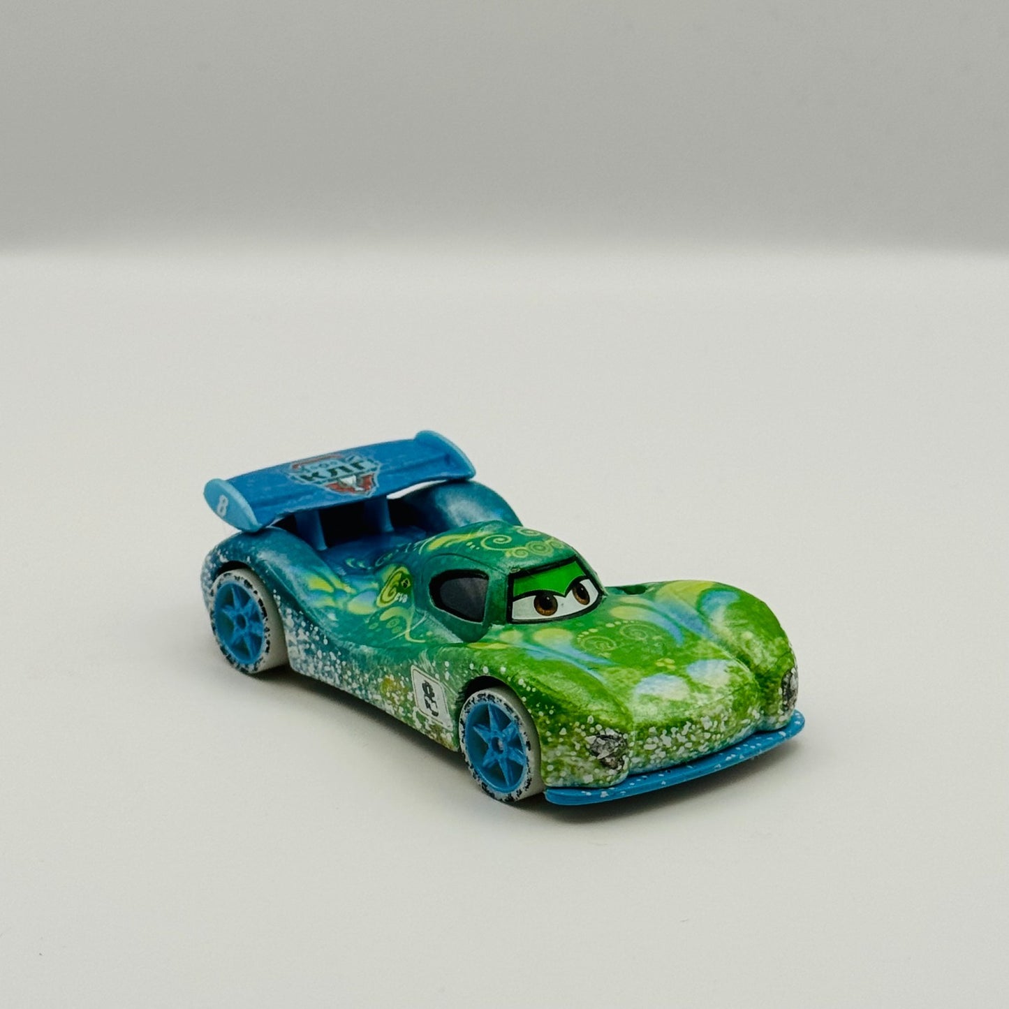 Disney Pixar Cars - ICE RACERS CARLA VELOSO WGP TROC 2015 - 1:55 Diecast