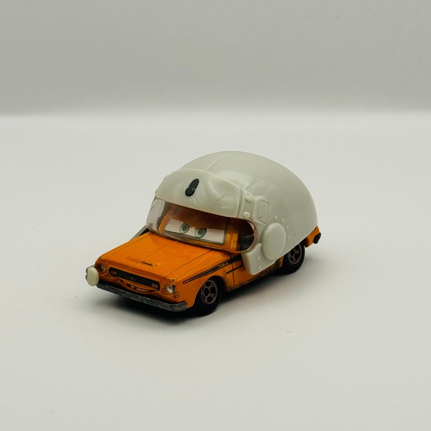 Disney Pixar Cars - GREM & ACER WITH HELMET Lemons Oil Rig Getaway 1:55 Diecast