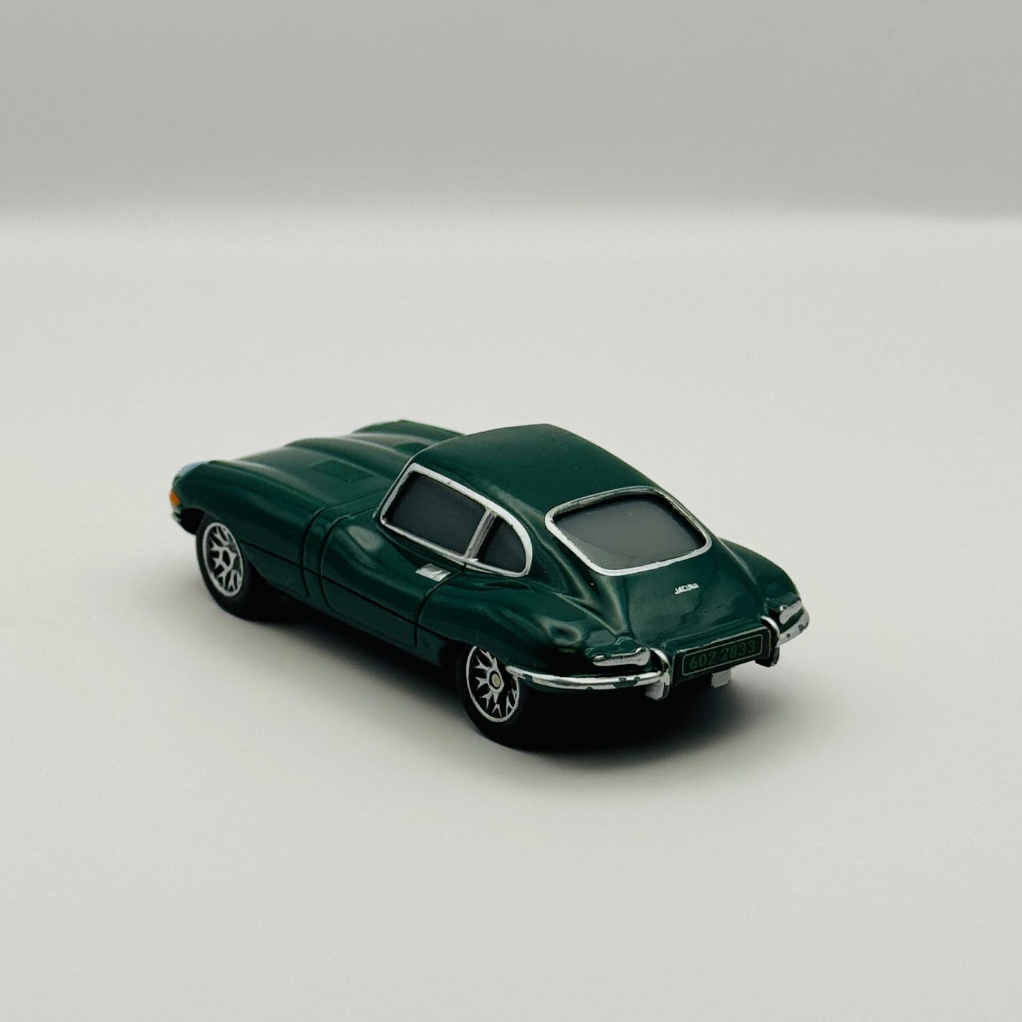 Disney Pixar Cars - DAVID HOBBSCAPP WITHOUT HEADSET Tokyo Race - 1:55 Diecast