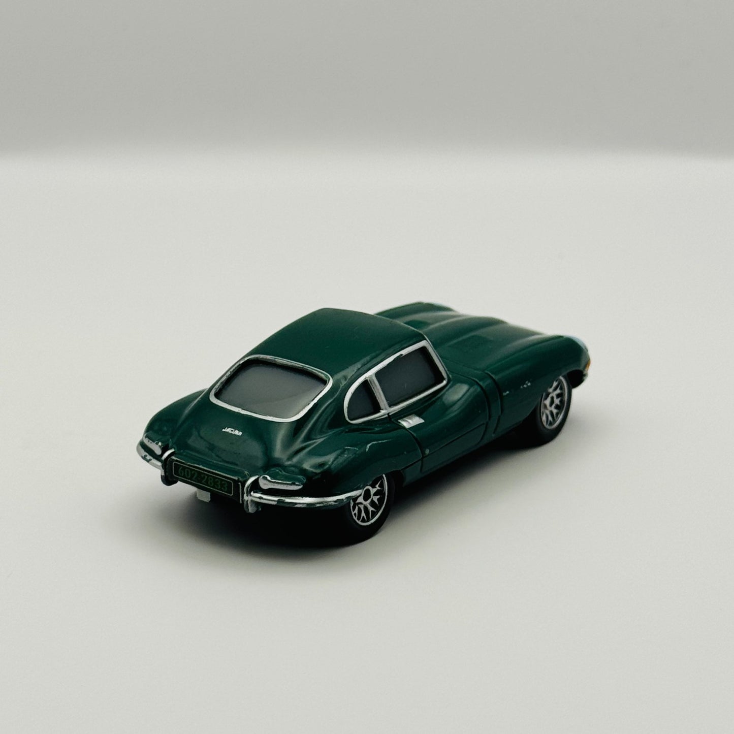 Disney Pixar Cars - DAVID HOBBSCAPP WITHOUT HEADSET Tokyo Race - 1:55 Diecast