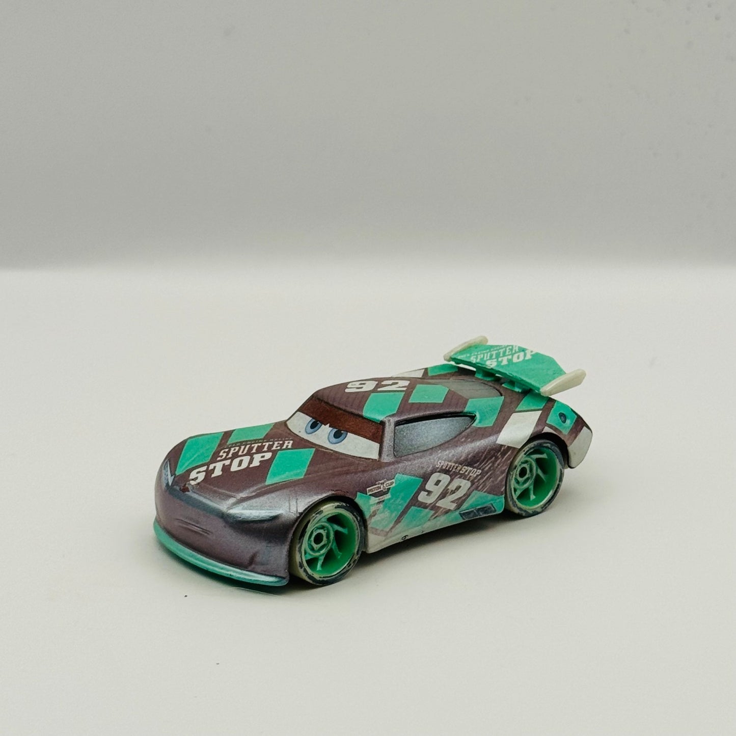 Disney Pixar Cars - FIREBALL BEACH RACERS SHELDON SHIFTER - 1:55 Diecast