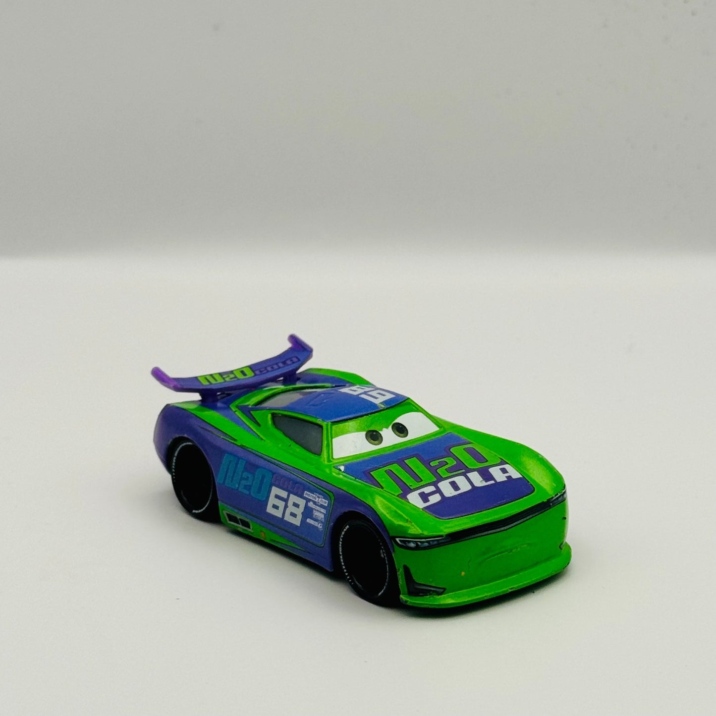 Disney Pixar Cars - H.J. HOLLIS N2O COLA Next Gen - 1:55 Diecast