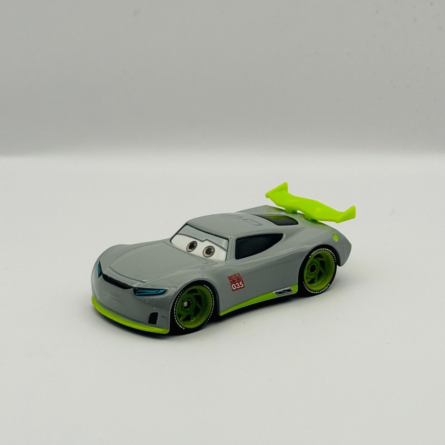 Disney Pixar Cars - RONALD & JUNYI RRC Trainee #035 #057 2020 - 1:55 Diecast