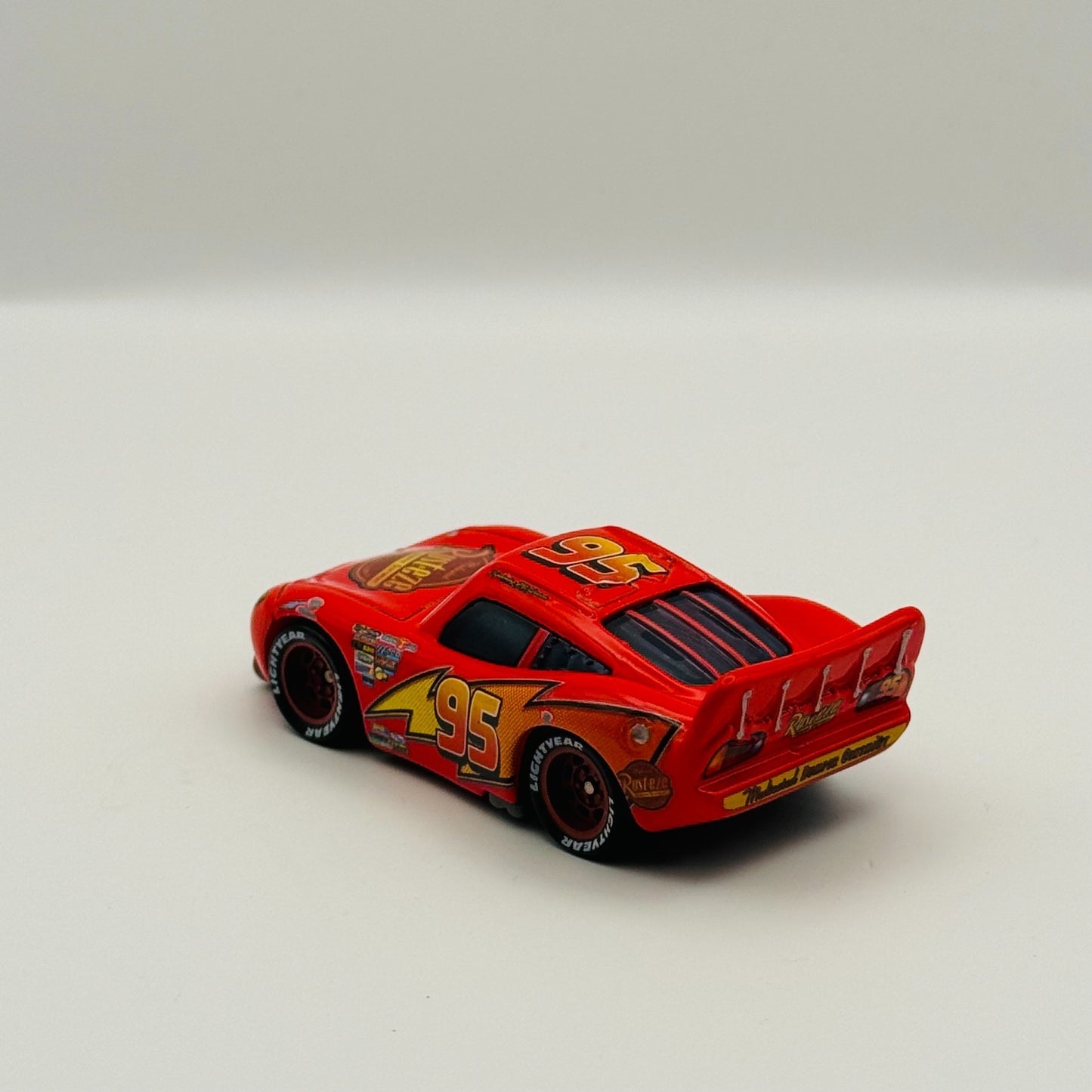 Disney Pixar Cars - TONGUE LIGHTNING MCQUEEN Supercharged 2007 - 1:55 Diecast