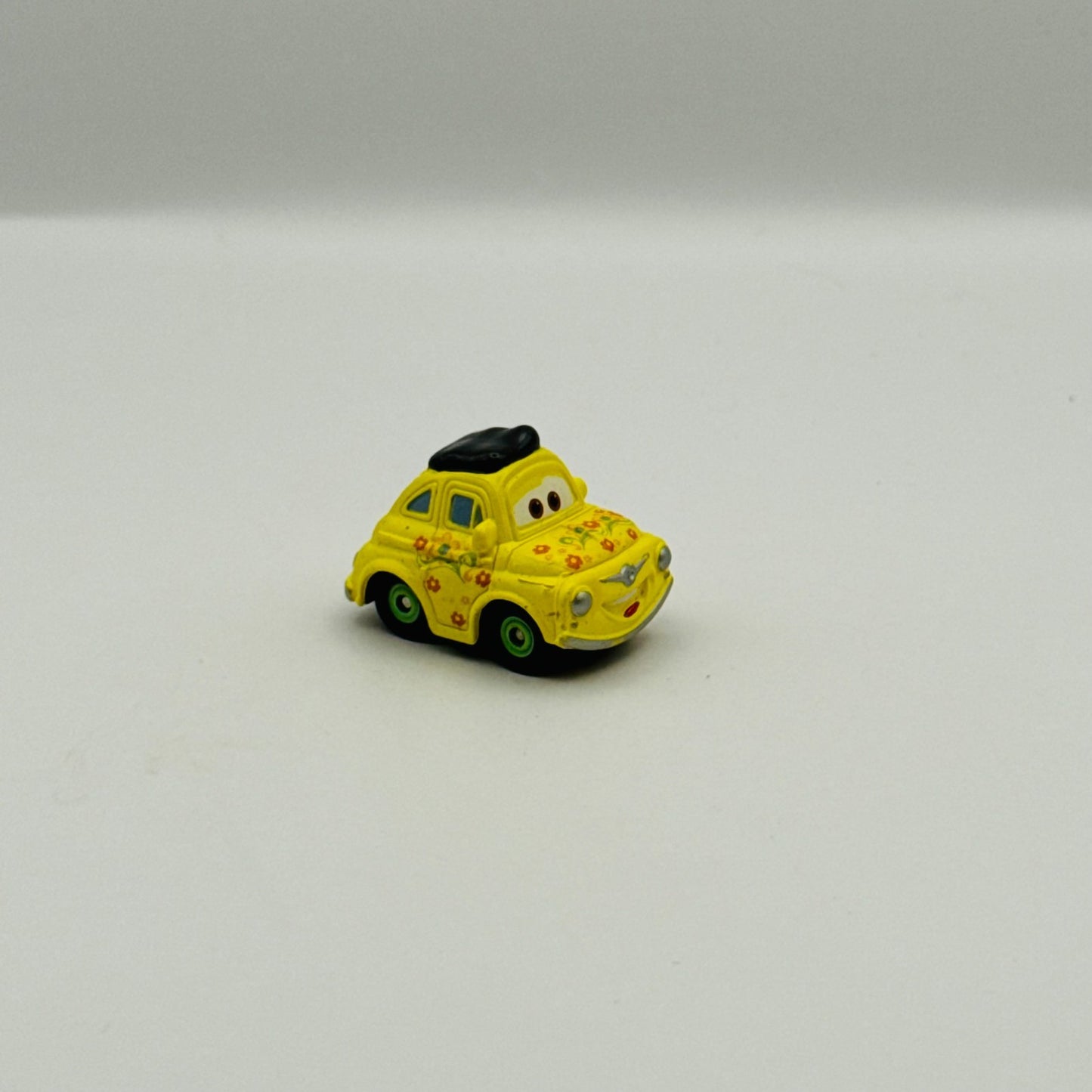 Disney Pixar Cars - Mini Adventures LUIGI - Fillmore's Festival