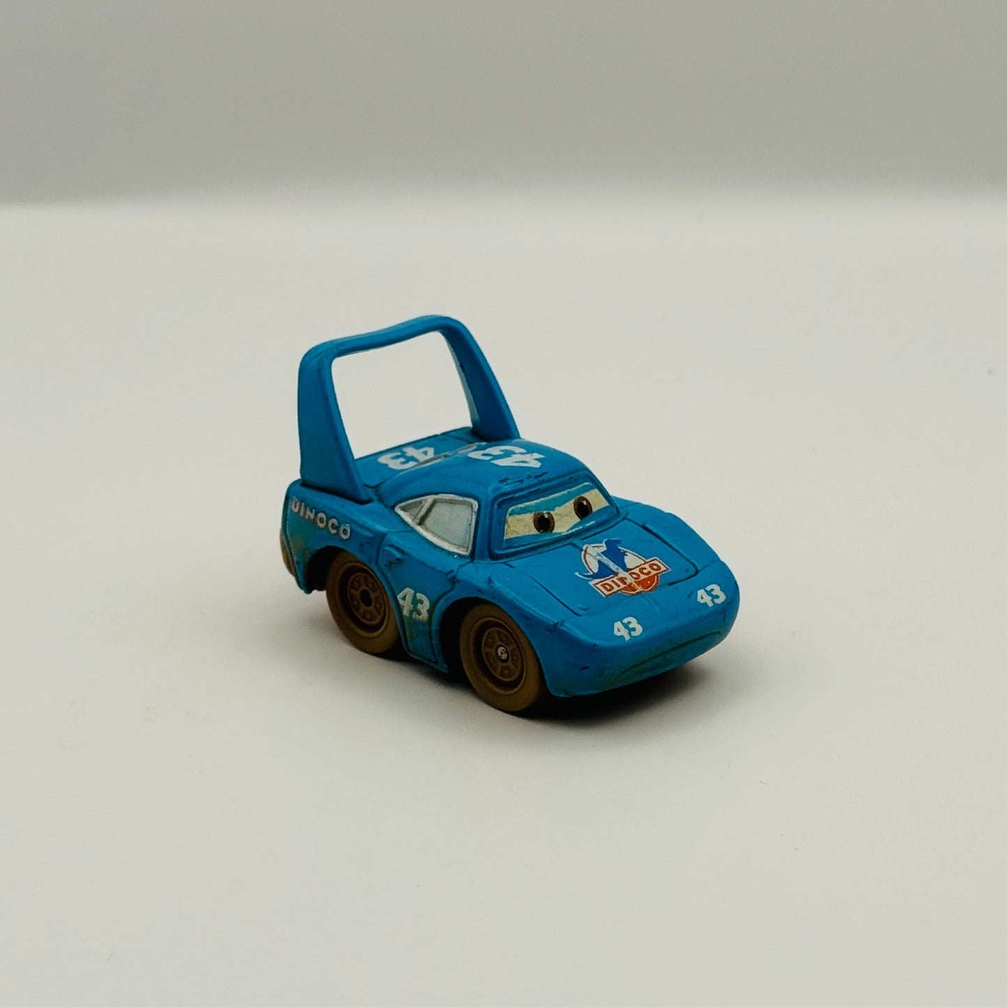 Disney Pixar Cars - Mini Adventures DIRT TRACK KING - Drive-In Dragstrip