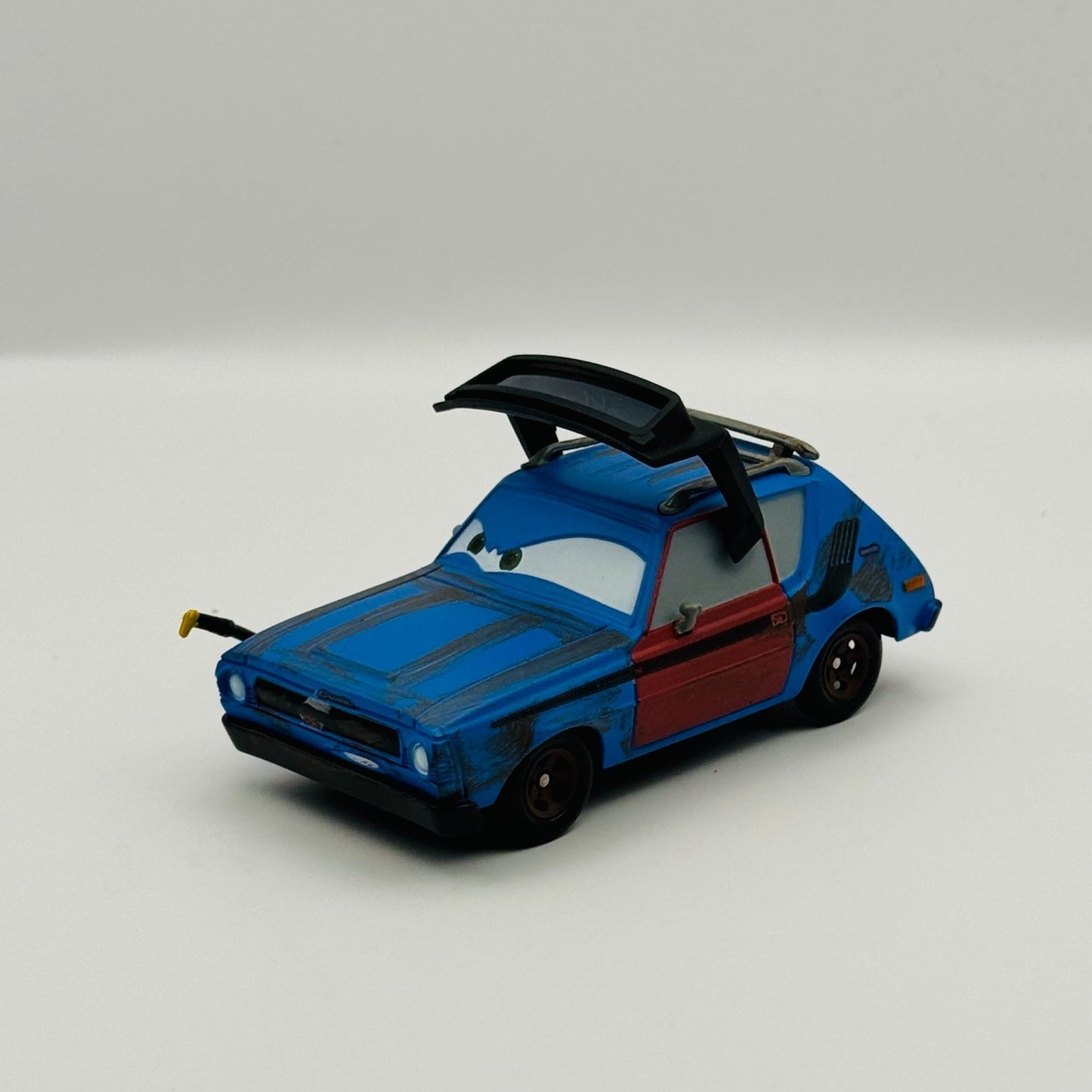Disney Pixar Cars - BLUE GREMLIN WITH TORCH Disney Store - 1:43 Diecast