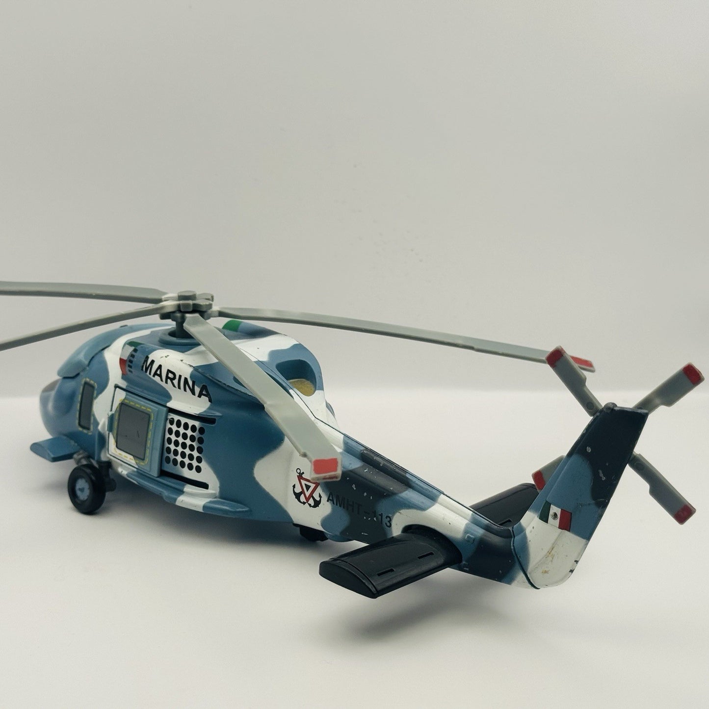 Disney Planes & Pixar Cars - DELUXE HECTOR VECTOR Disney Store - 1:43 Diecast