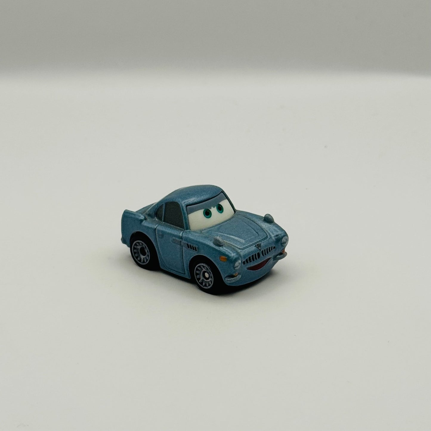 Disney Pixar Cars - Mini Racers FINN MCMISSILE - Diecast