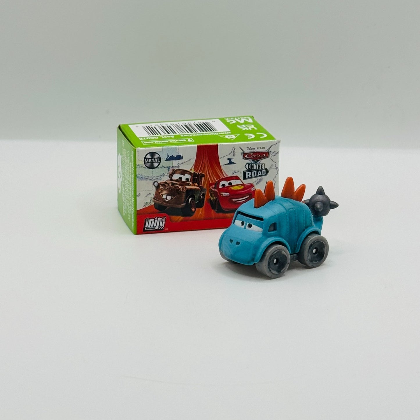 Disney Pixar Cars - Mini Racers CLANKYLOSAURUS  DINO On The Road 2022 - Diecast