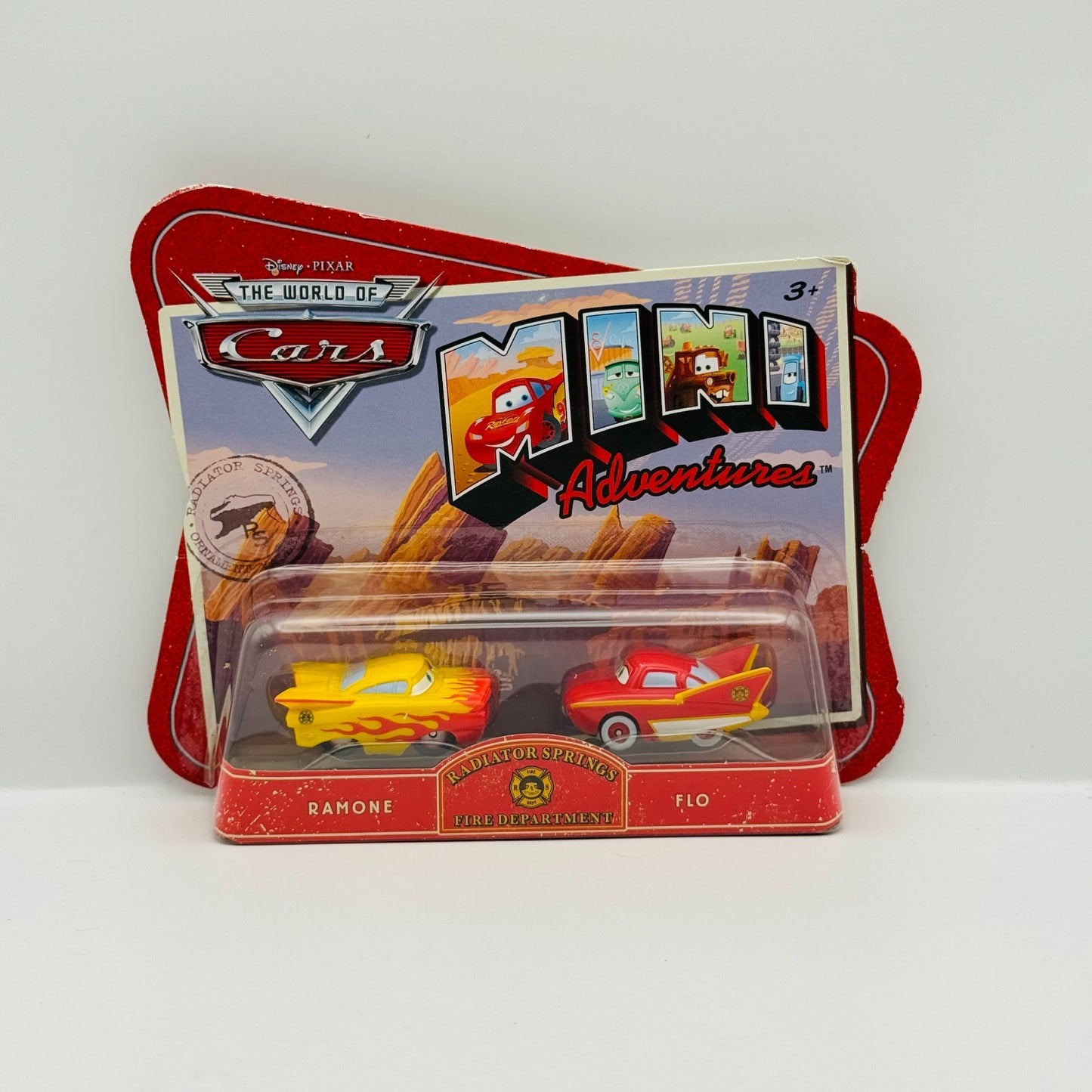 Disney Pixar Cars - Mini Adventures RAMONE & FLO - Fire Department