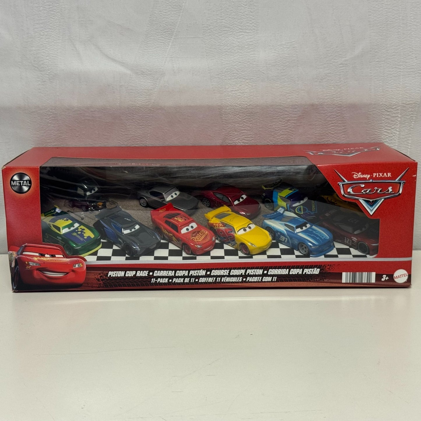 Disney Pixar Cars - PISTON CUP RACE 11-PK LAURA SPINWELL GEORGE - 1:55 Diecast