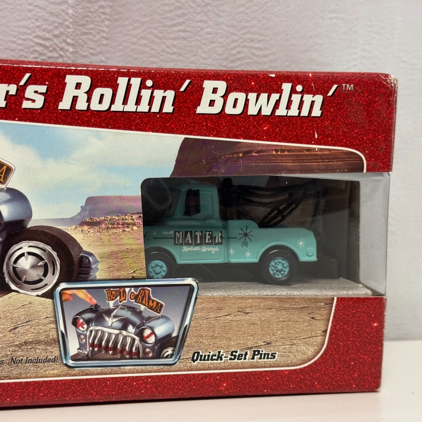 Disney Pixar Cars - MATER'S ROLLIN BOWLIN' PLAYSET Desert Series - 1:55 Diecast