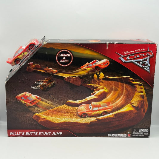Disney Pixar Cars - WILLY'S BUTTE STUNT JUMP PLAYSET Cars 3 2017 - 1:55 Scale