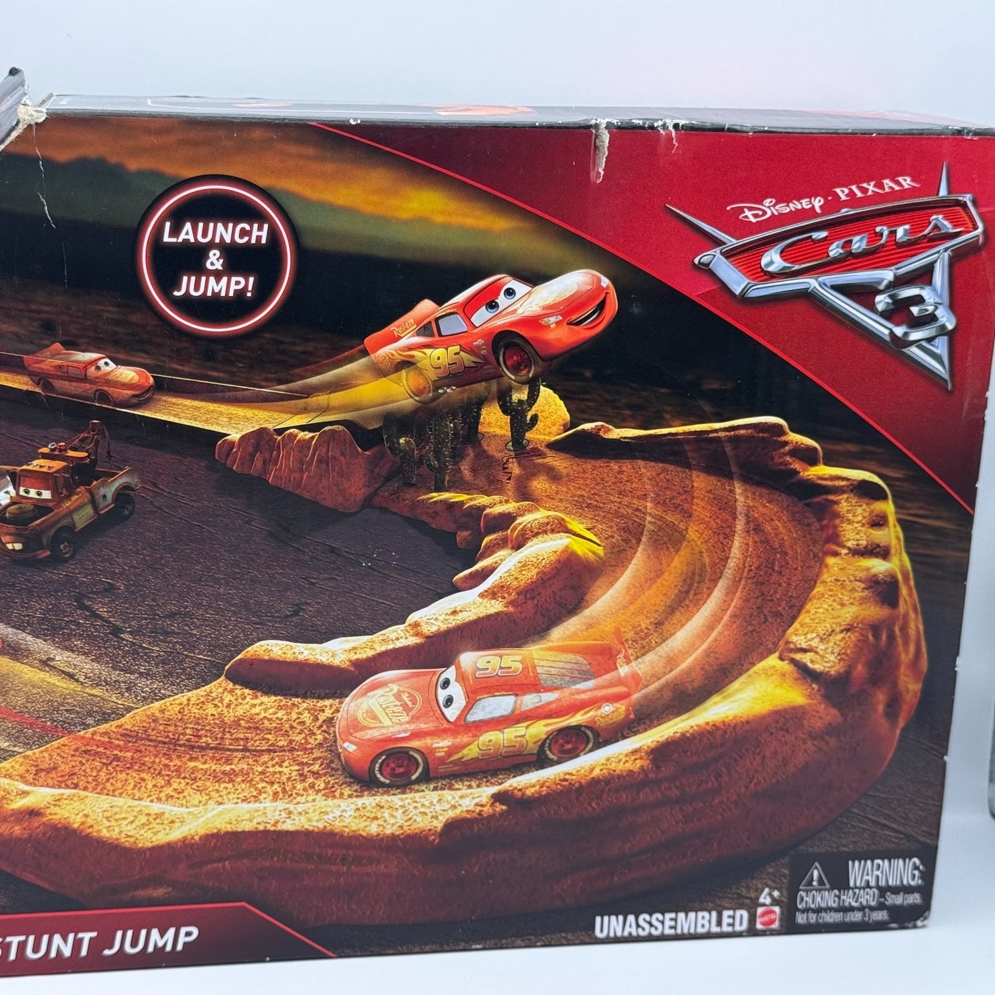Disney Pixar Cars - WILLY'S BUTTE STUNT JUMP PLAYSET Cars 3 2017 - 1:55 Scale