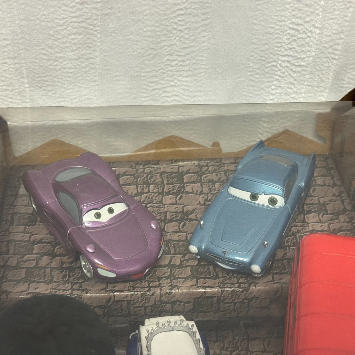 Disney Pixar Cars - LONDON CALLING SGT HIGHGEAR QUEEN Disney Store -1:43 Diecast