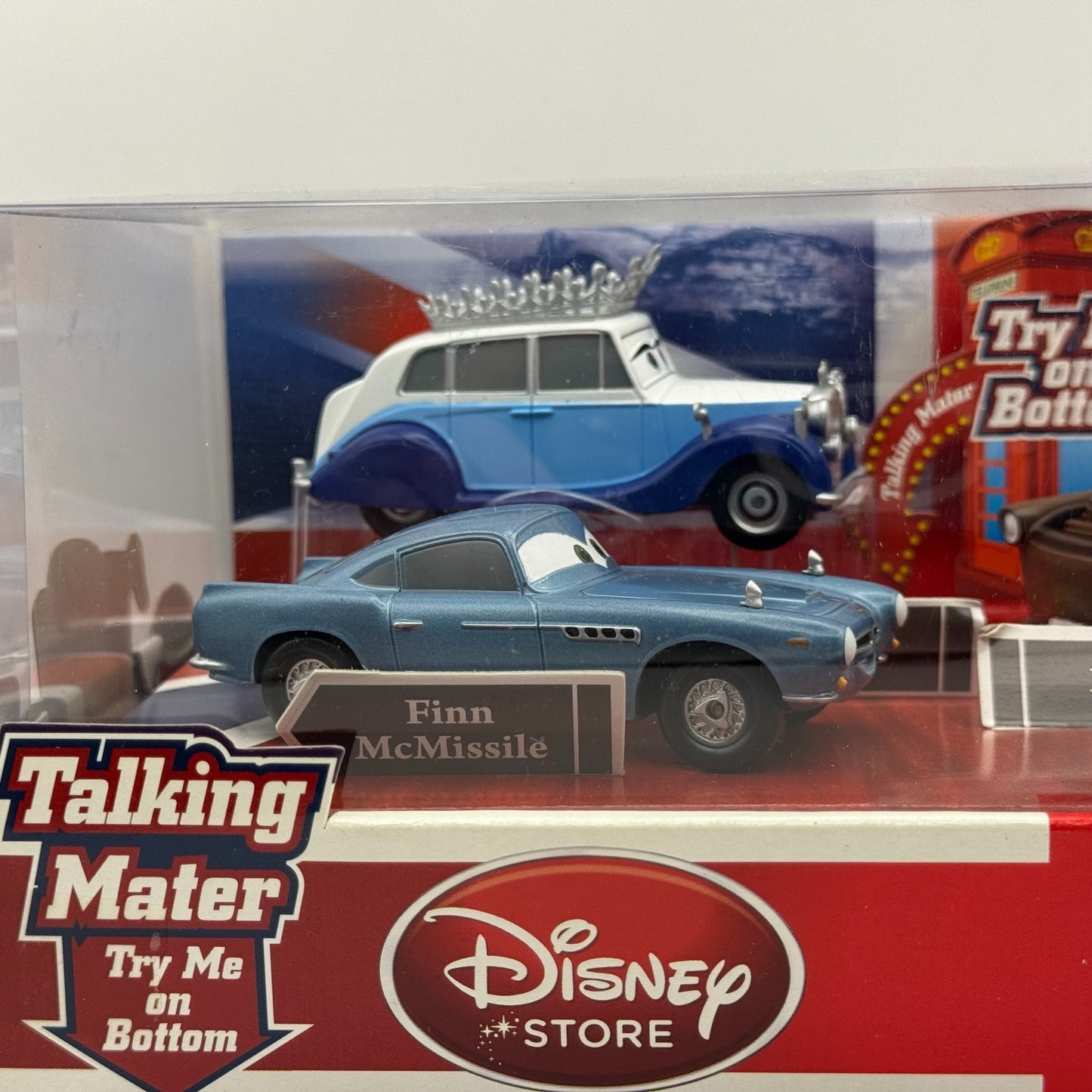 Disney Pixar Cars - SAVE THE QUEEN TALKING MATER FINN Disney Store -1:43 Diecast