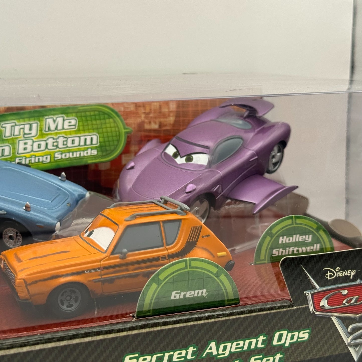 Disney Pixar Cars - SECRET AGENT OPS 4-PK HOLLEY WINGS Disney Store 1:43 Diecast