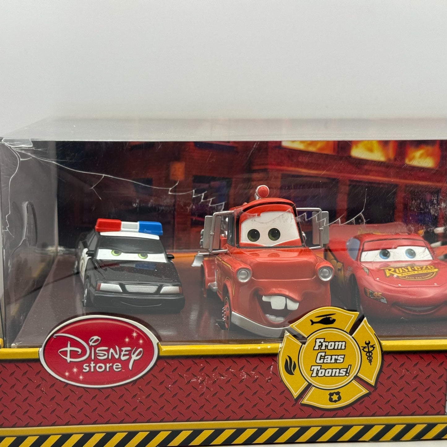 Disney Pixar Cars - RESCUE SQUAD MATER DELUXE 4-PK Disney Store - 1:43 Diecast