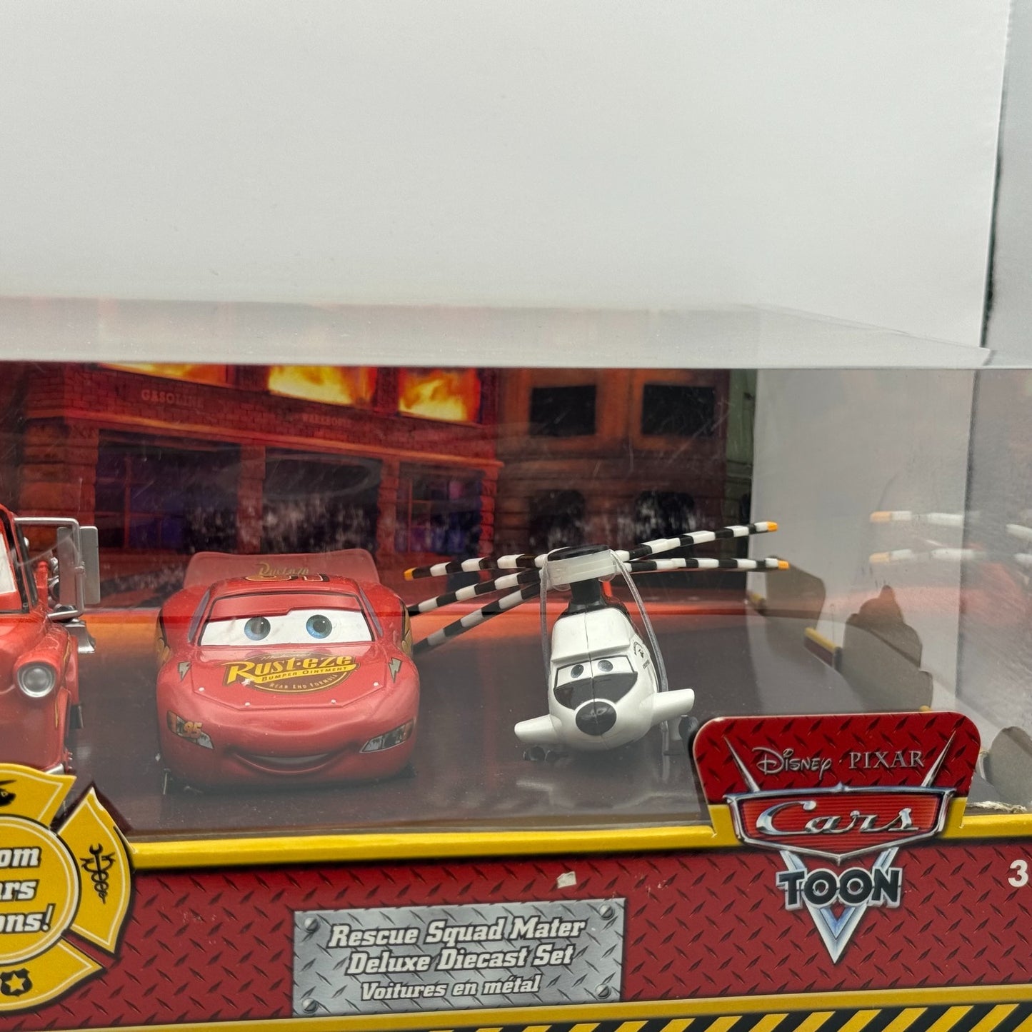 Disney Pixar Cars - RESCUE SQUAD MATER DELUXE 4-PK Disney Store - 1:43 Diecast