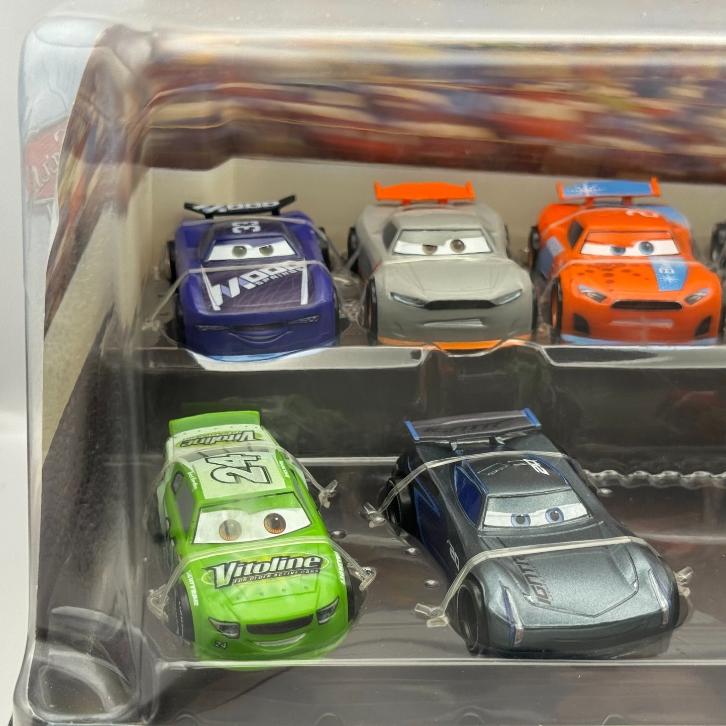 Disney Pixar Cars - CARS 3 VETERAN & NEXT GEN 9-PK APPLE CAR JP DRIVE 1:55 Scale